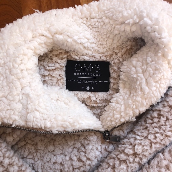 Tan And White Sherpa - Picture 2 of 2